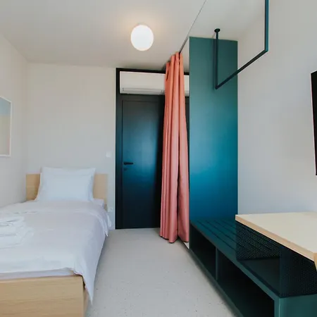 Aparthotel Apero 3*