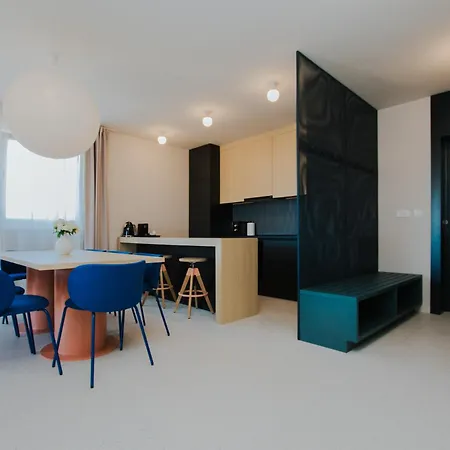 Aparthotel Apero 3*