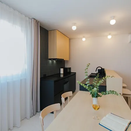 Apero Aparthotel Trogir