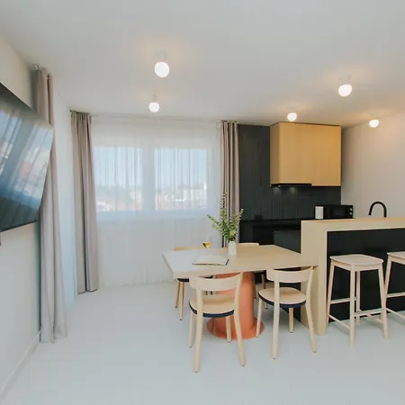 Apero Aparthotel Trogir